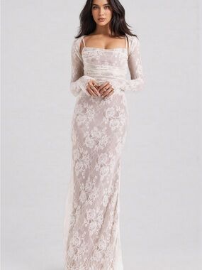 Yoshi Vintage Cream Lace Maxi Dress